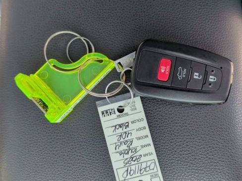 Used 2025 Toyota RAV4 XLE w/ Convenience Package AWD/4WD image 36