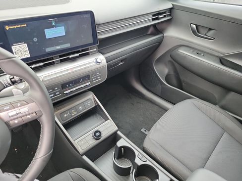 New 2025 Hyundai Kona SEL image 12