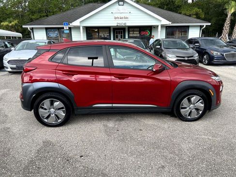 Used 2021 Hyundai Kona Ultimate image 4
