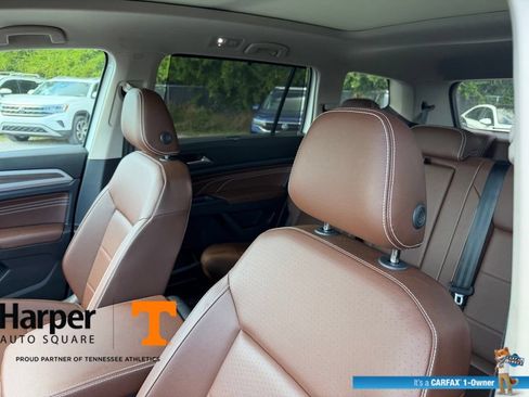 Used 2023 Volkswagen Atlas SEL AWD/4WD image 12