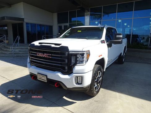 Used 2023 GMC Sierra 2500 AT4 w/ AT4 Premium Plus Package image 3