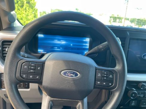 Used 2025 Ford F350 XLT w/ Black Appearance Package AWD/4WD image 19