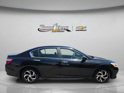 Used 2016 Honda Accord LX image 9