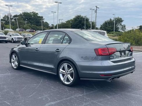 Used 2017 Volkswagen Jetta GLI FWD image 6