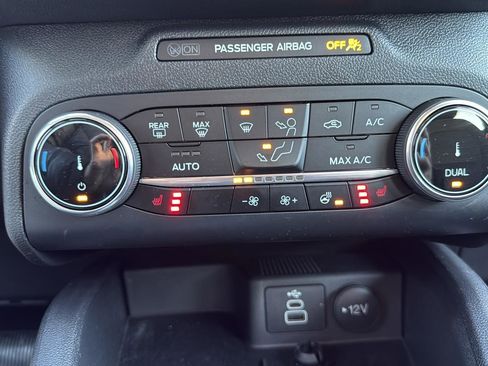 Used 2025 Ford Escape Active w/ Cold Weather Package image 22