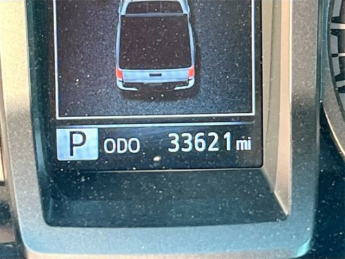 Used 2022 Toyota Tacoma TRD Off-Road image 12