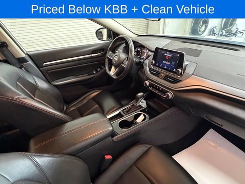 Used 2024 Nissan Altima 2.5 SR FWD image 20
