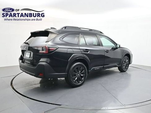 Used 2023 Subaru Outback Onyx Edition AWD/4WD image 7