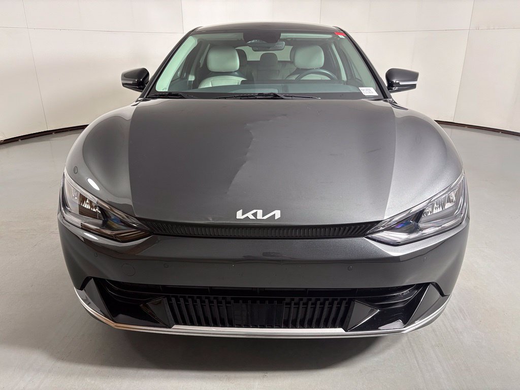 Used 2024 Kia EV6 Wind RWD image 3