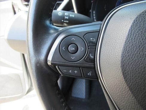 Used 2023 Toyota Corolla XSE image 18