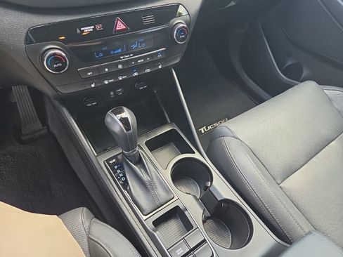 Used 2017 Hyundai Tucson SE Plus FWD image 24