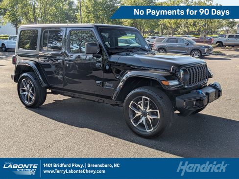 Used 2024 Jeep Wrangler Unlimited w/ Convenience Group AWD/4WD image 1