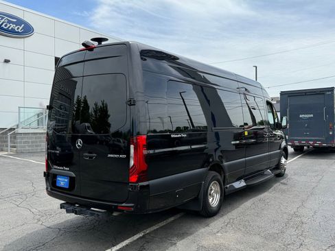 Used 2020 Mercedes-Benz Sprinter 3500 image 17