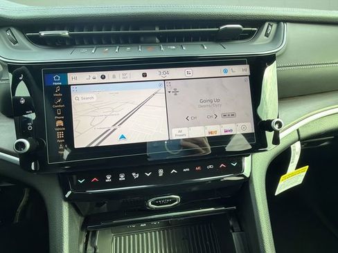 New 2026 Jeep Grand Cherokee Laredo image 31