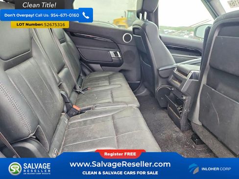 Used 2019 Land Rover Discovery SE AWD/4WD image 15