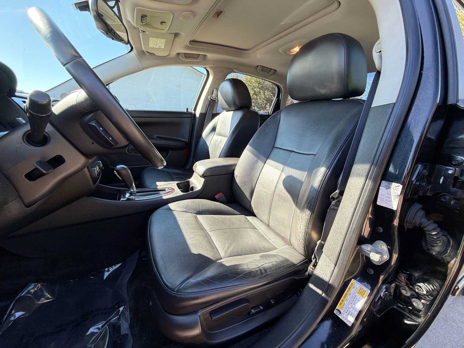 Used 2013 Chevrolet Impala LTZ FWD image 13
