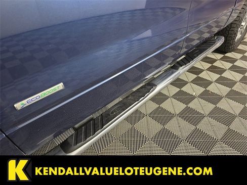 Used 2013 Ford F150 XLT w/ XLT Chrome Pkg image 9