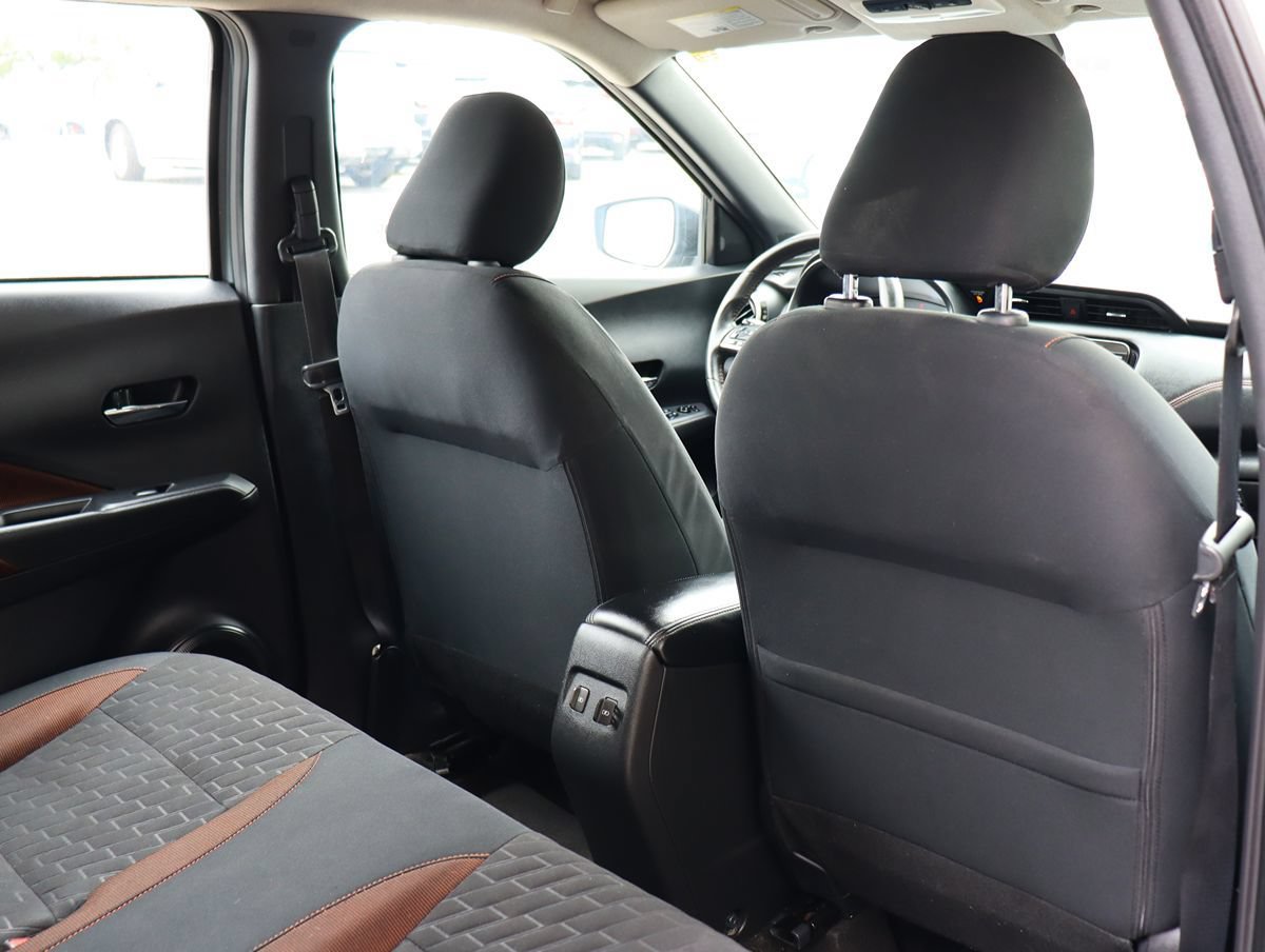 Used 2023 Nissan Kicks SR FWD image 28