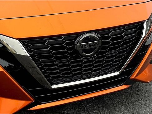 Used 2023 Nissan Sentra SR w/ SR Premium Package image 29