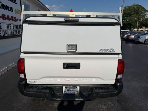Used 2022 Toyota Tacoma SR RWD image 6
