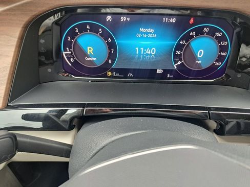 New 2026 Volkswagen Atlas SE FWD image 13