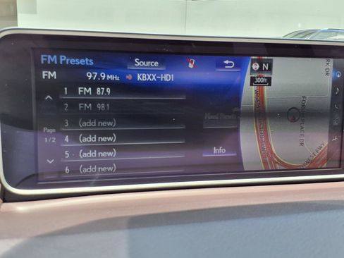 Used 2017 Lexus RX 350 FWD w/ Premium Package image 9