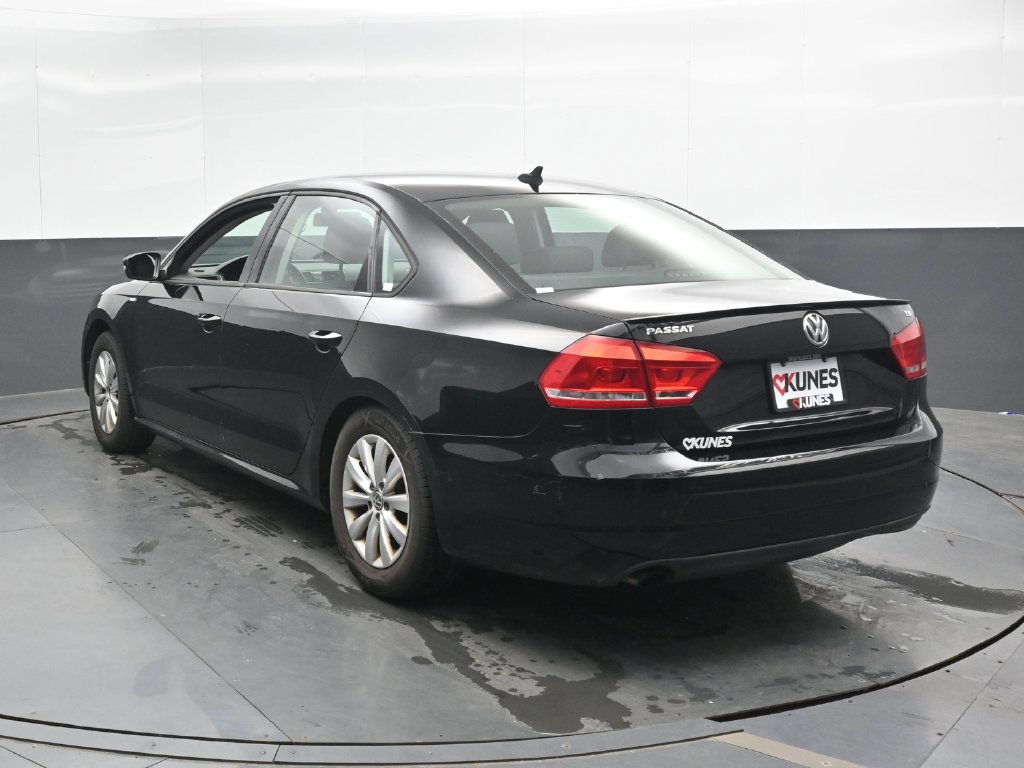 Used 2015 Volkswagen Passat 1.8T Wolfsburg Edition FWD image 10