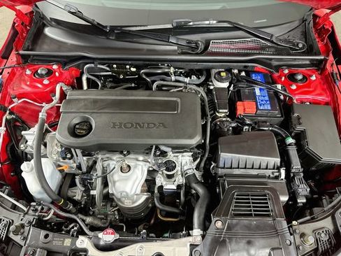 Used 2025 Honda Civic Sport image 31