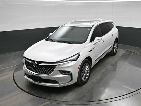 Used 2023 Buick Enclave Avenir w/ Avenir Technology Package image 24