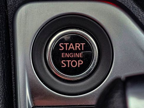 Used 2025 Nissan Sentra SV image 18