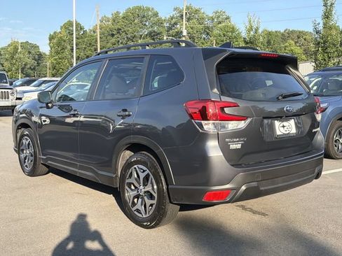 Used 2024 Subaru Forester Premium AWD/4WD image 4