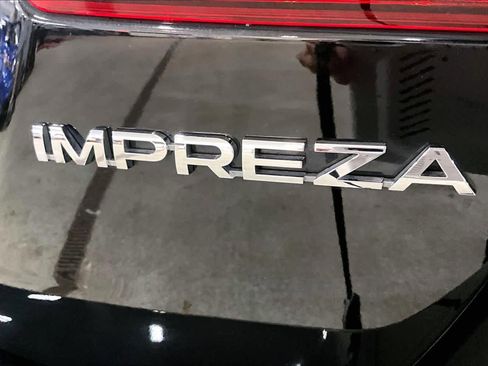 Used 2018 Subaru Impreza 2.0i Premium image 10