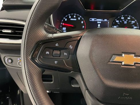 Used 2023 Chevrolet TrailBlazer LT image 31