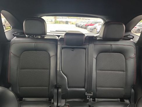 Used 2025 Ford Escape ST-Line w/ Equipment Group 301A FWD image 29
