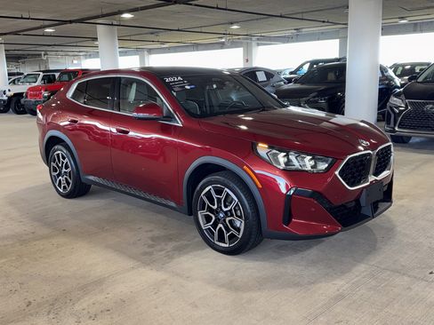 Certified 2024 BMW X2 xDrive28i w/ Premium Package image 1