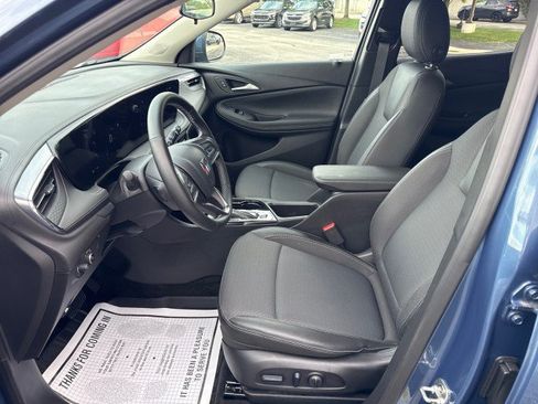 Used 2025 Buick Encore GX Preferred w/ Comfort Package FWD image 15