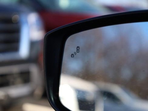 New 2025 Nissan Versa SV w/ Trunk Package image 18