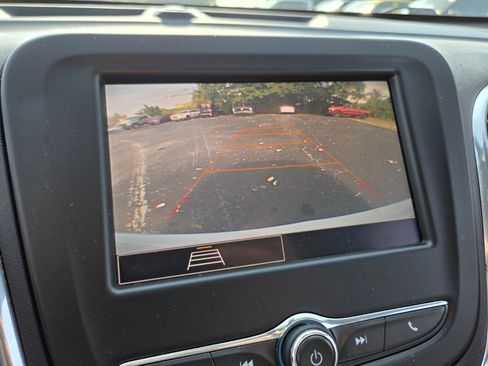 Certified 2022 Chevrolet Equinox LS w/ LS Convenience Package FWD image 26
