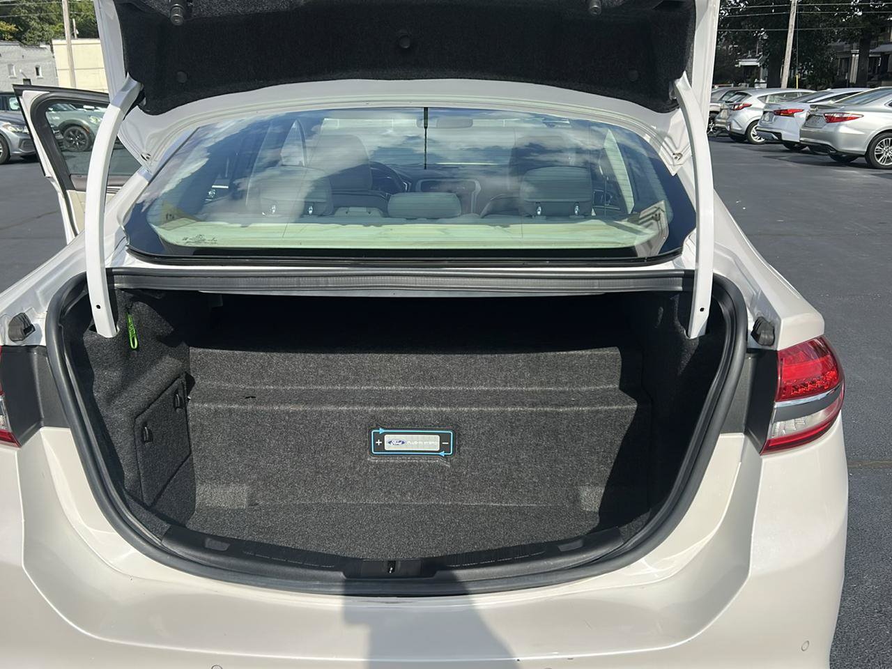 Used 2018 Ford Fusion Energi Platinum FWD image 13