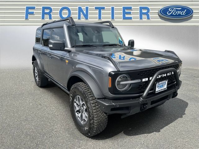 Used 2023 Ford Bronco Badlands AWD/4WD image 8