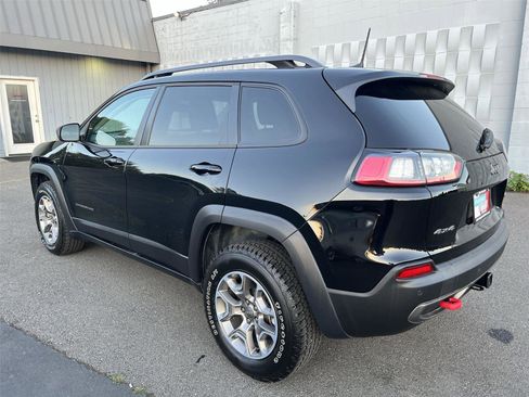 Used 2021 Jeep Cherokee Trailhawk w/ Trailer Tow Group image 8