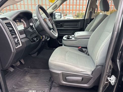 Used 2018 RAM 1500 Express w/ Express Value Package image 11