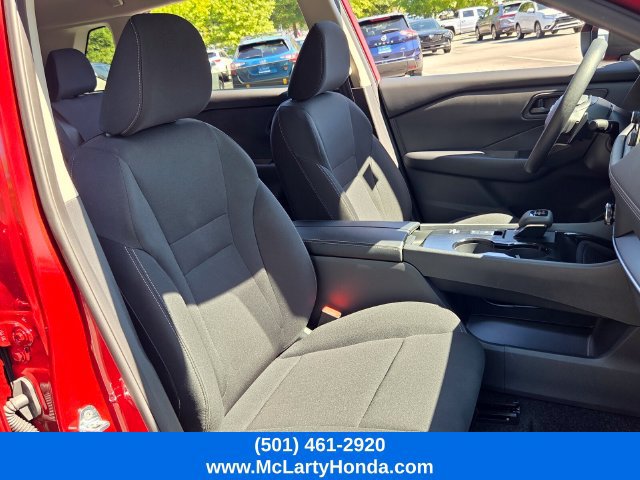Used 2026 Nissan Rogue S FWD image 19