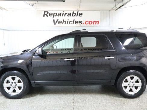 Used 2016 GMC Acadia SLE image 1