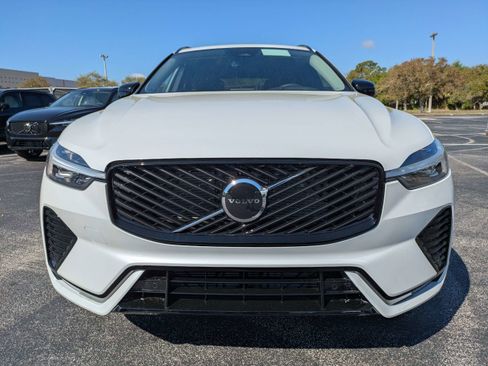New 2026 Volvo XC60 B5 Core image 9