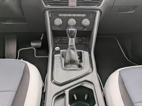 New 2026 Volkswagen Taos S FWD image 19