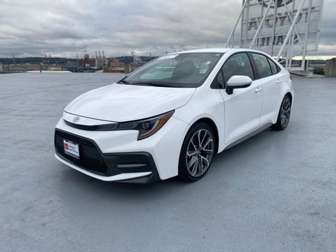Certified 2021 Toyota Corolla SE image 4