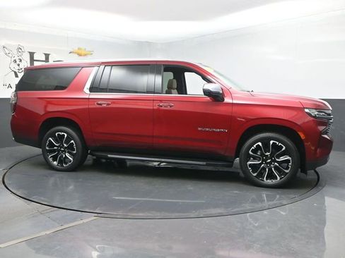 Used 2023 Chevrolet Suburban Premier w/ Premium Package AWD/4WD image 1