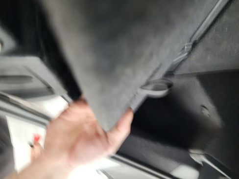 Used 2022 Porsche Taycan Turbo S image 25