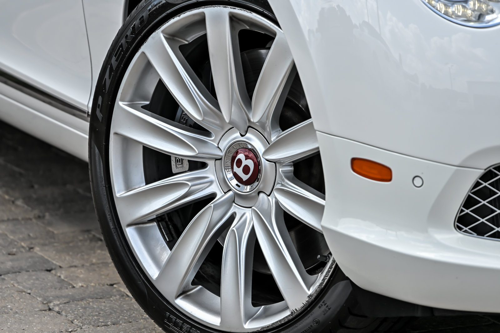 Used 2014 Bentley Continental GT AWD/4WD image 3